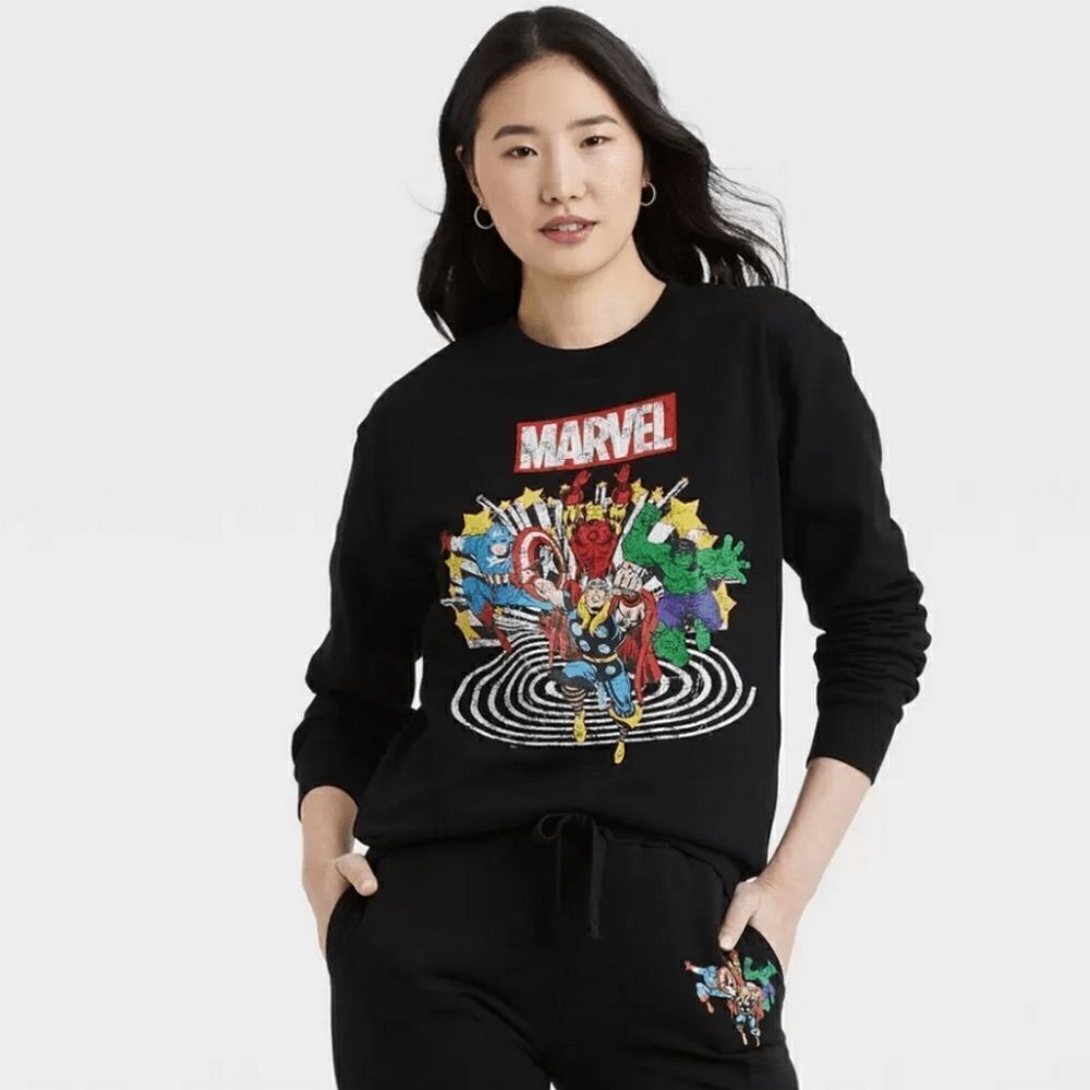 Women's Marvel Avengers Graphic Sweatshirt & Sweatpants - Black